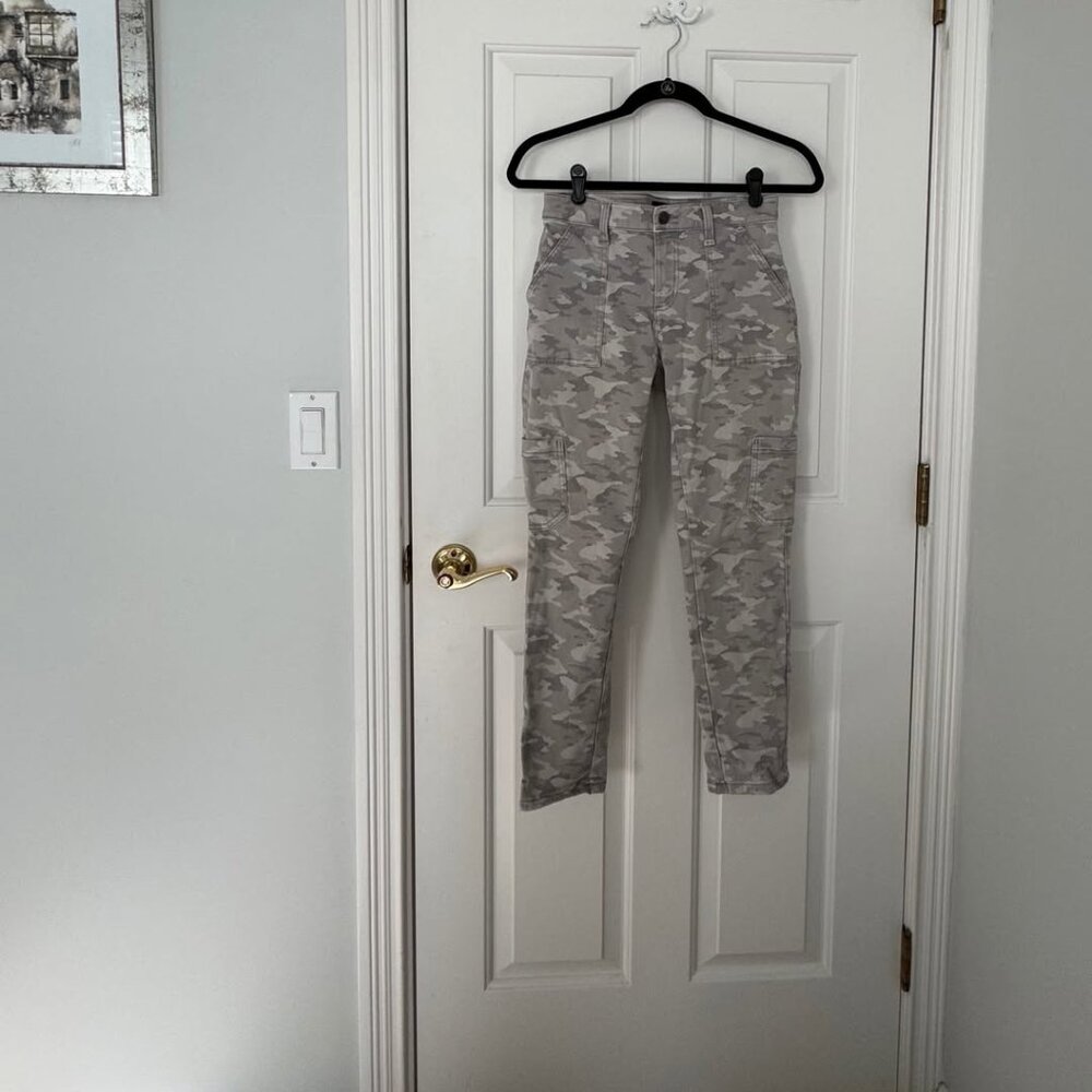 Banana Republic Sloan Utility Pants – Grey Camo Size 2S